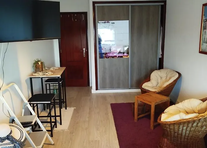 Completo Tranquilo E Sossegado Δωμάτια σε οικογενειακή κατοικία *